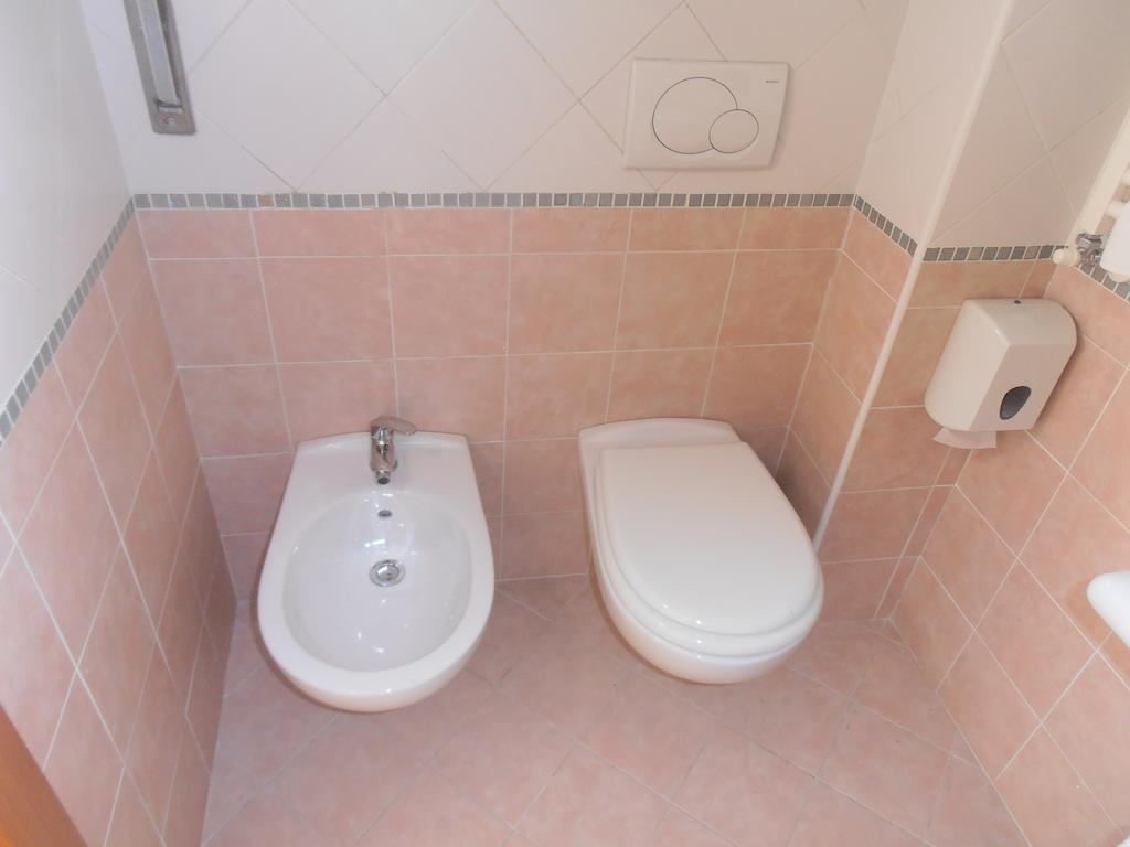 Hotel Giusy Perugia Oda fotoğraf